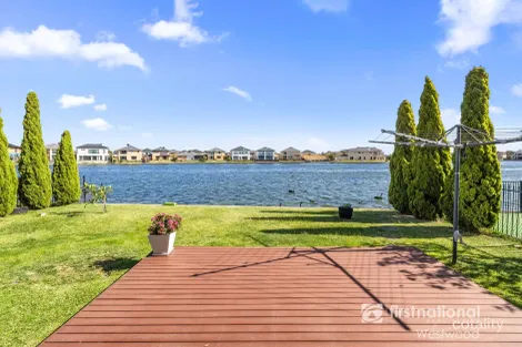 Property photo of 10 Watersedge Cove Point Cook VIC 3030
