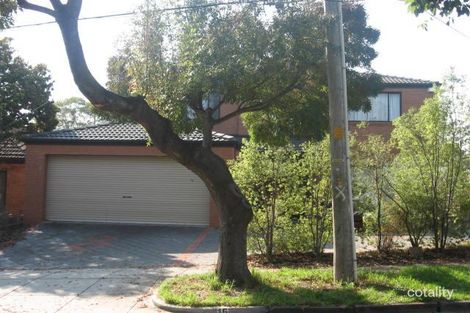 15 Surrey St, Bentleigh East, VIC 3165