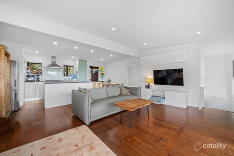 Property photo of 13 Iris Street Dromana VIC 3936