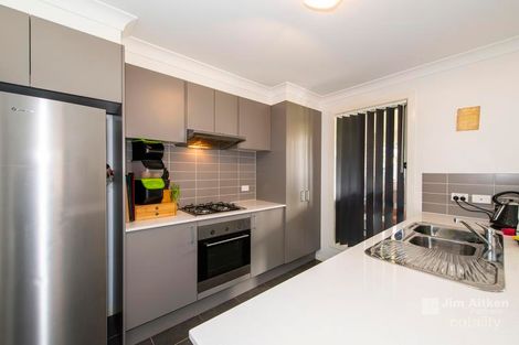 Property photo of 15 Donovan Circuit Ropes Crossing NSW 2760