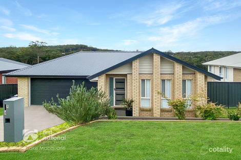 9 Aqua Ct, Cameron Park, NSW 2285