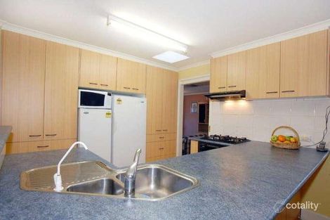 3 Donbirn Way, Vermont South, VIC 3133