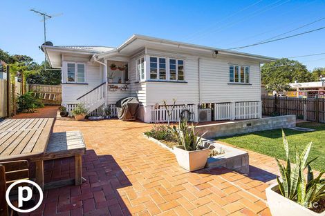 Property photo of 26 Rowton Street Holland Park QLD 4121