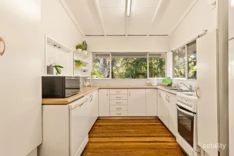 Property photo of 25 Norcombe Street Carina QLD 4152