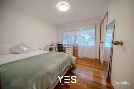 Property photo of 29 Landsdale Crescent Wantirna South VIC 3152