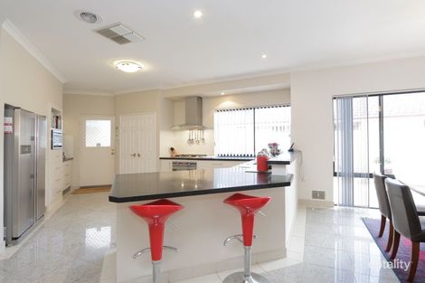 Property photo of 8 Luton Court Canning Vale WA 6155