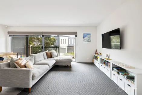 Property photo of 1 Mizzen Place Safety Beach VIC 3936