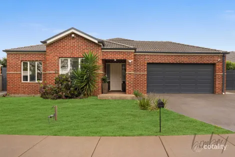 3 Lauderdale Dr, Craigieburn, VIC 3064