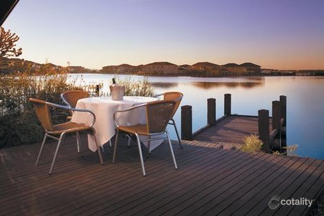 1/93 Sanctuary Lakes South Bvd, Point Cook, VIC 3030