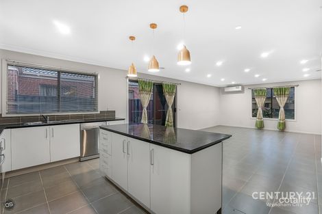 Property photo of 733 Tarneit Road Tarneit VIC 3029