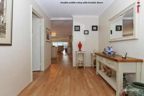 Property photo of 1 Dillwynia Bend Banksia Grove WA 6031