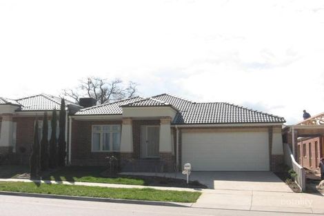 68 Fairholme Bvd, Berwick, VIC 3806