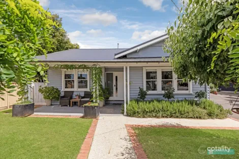 Property photo of 1 White Street Kennington VIC 3550