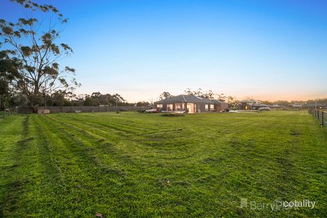 Property photo of 22 Grace Court Drouin VIC 3818