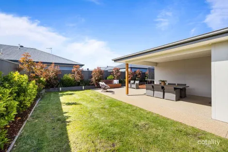 Property photo of 20 Hollioake Drive Lucas VIC 3350