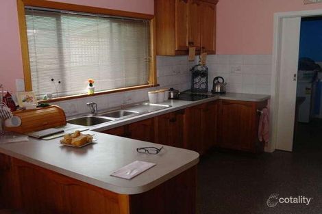 Property photo of 14 Bond Street Benalla VIC 3672