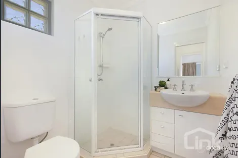 Property photo of 28 Belgrave Road Indooroopilly QLD 4068