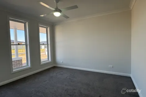 Property photo of 61 Knox Crescent Caerleon NSW 2850