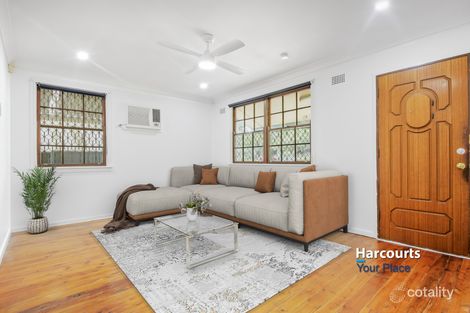 Property photo of 9 Melanesia Avenue Lethbridge Park NSW 2770