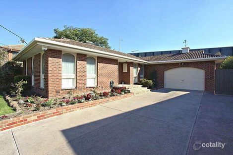 2 Cleveland Ct, Dandenong North, VIC 3175