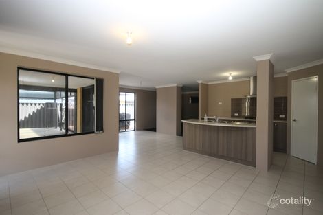 Property photo of 6 Kowari Way Australind WA 6233