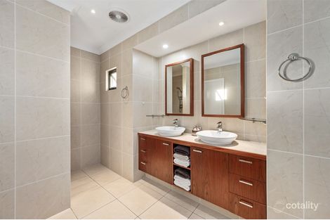 Property photo of 2 Mandolin Avenue Helensvale QLD 4212