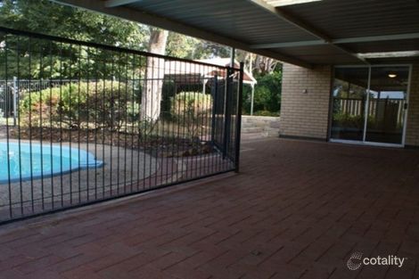 62 Waterloo Cres, Lesmurdie, WA 6076