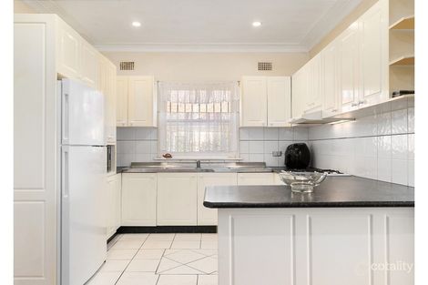 Property photo of 32 Lumeah Avenue Punchbowl NSW 2196