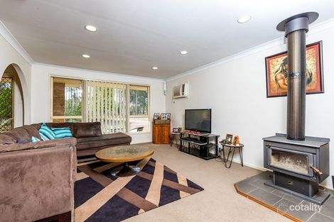 Property photo of 4 Brigadier Hammett Road Wattle Ponds NSW 2330