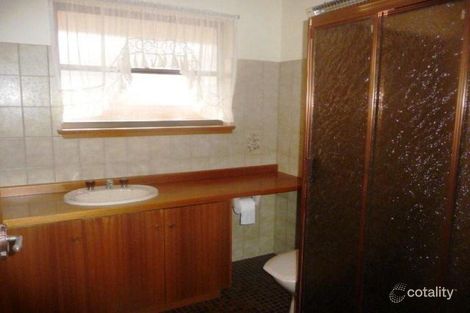 Property photo of 31 Ives Crescent McCracken SA 5211