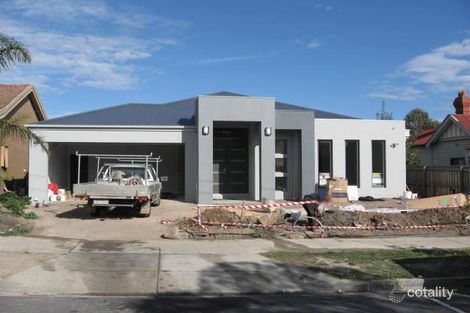 5 Hopetoun Pde, Box Hill, VIC 3128