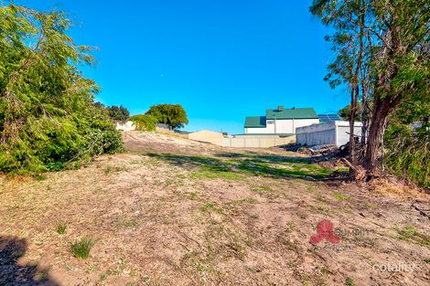 Property photo of 5 Townsend Court Binningup WA 6233