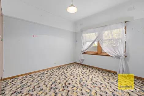 Property photo of 11 Brocka Avenue Belmont VIC 3216