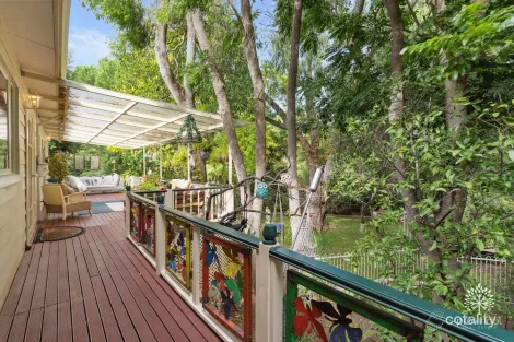 Property photo of 65 Falls Road Lesmurdie WA 6076