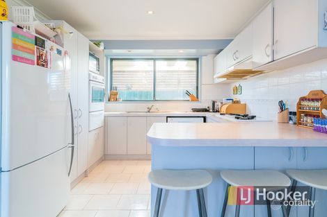 Property photo of 13 Cypress Close Hampton Park VIC 3976