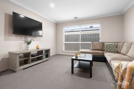 Property photo of 255 Halletts Way Darley VIC 3340