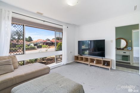 Property photo of 4 Lensham Place Armadale WA 6112