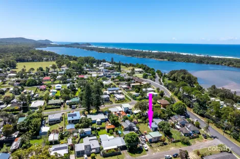 Property photo of 2 Seventh Avenue Stuarts Point NSW 2441