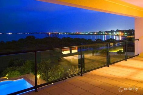 77 Mooroondu Rd, Thorneside, QLD 4158