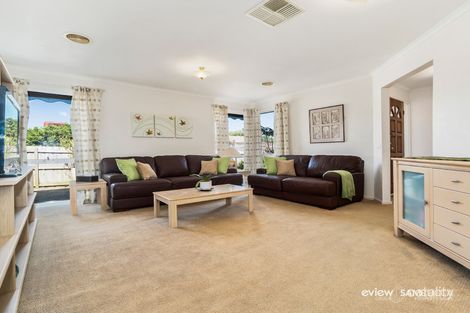 Property photo of 33 Robert Street Somerville VIC 3912