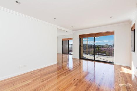 Property photo of 2/14 Byron Circuit Flinders NSW 2529