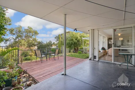 17 Shasta Rd, Lesmurdie, WA 6076