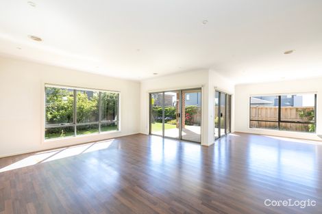 Property photo of 113 Citybay Drive Point Cook VIC 3030