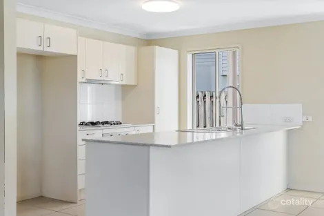 Property photo of 30 Cielo Lane Coomera QLD 4209