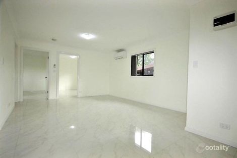Property photo of 31 Angle Road Leumeah NSW 2560