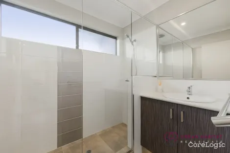 Property photo of 27 Edmund Way Calista WA 6167