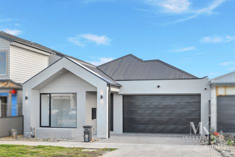 6 Jacksonia Dr, Mickleham, VIC 3064