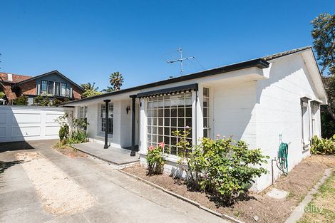 2/23 South Rd, Brighton, VIC 3186