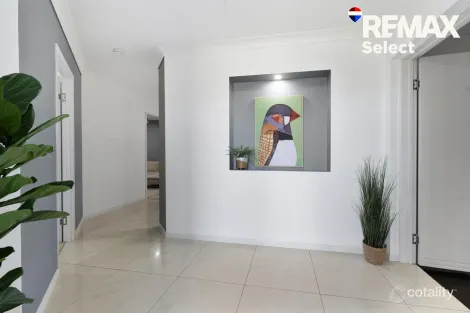 Property photo of 11 Vidar Crescent Ooralea QLD 4740