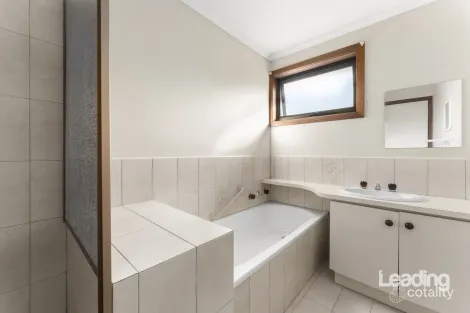 Property photo of 2/2 Cornish Street Sunbury VIC 3429